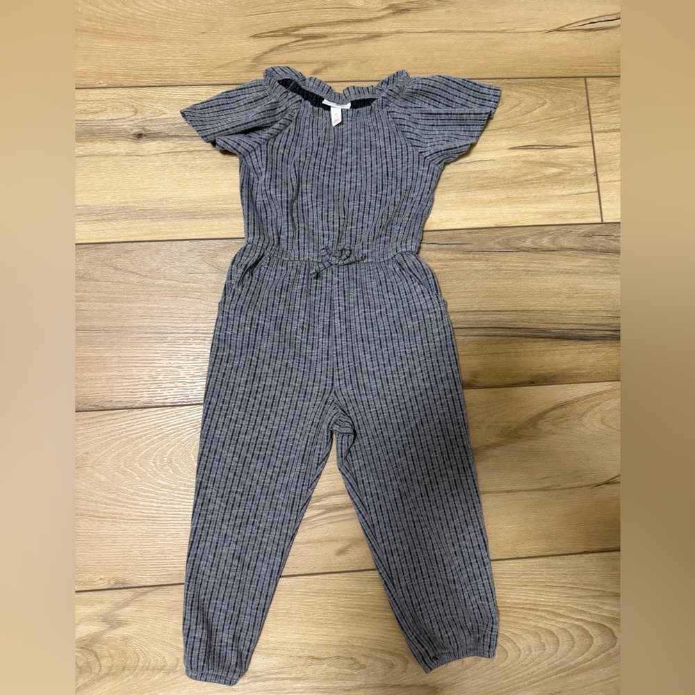 Cat & Jack - Gray Romper Size 5